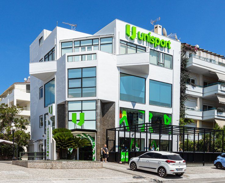 Flagship Store